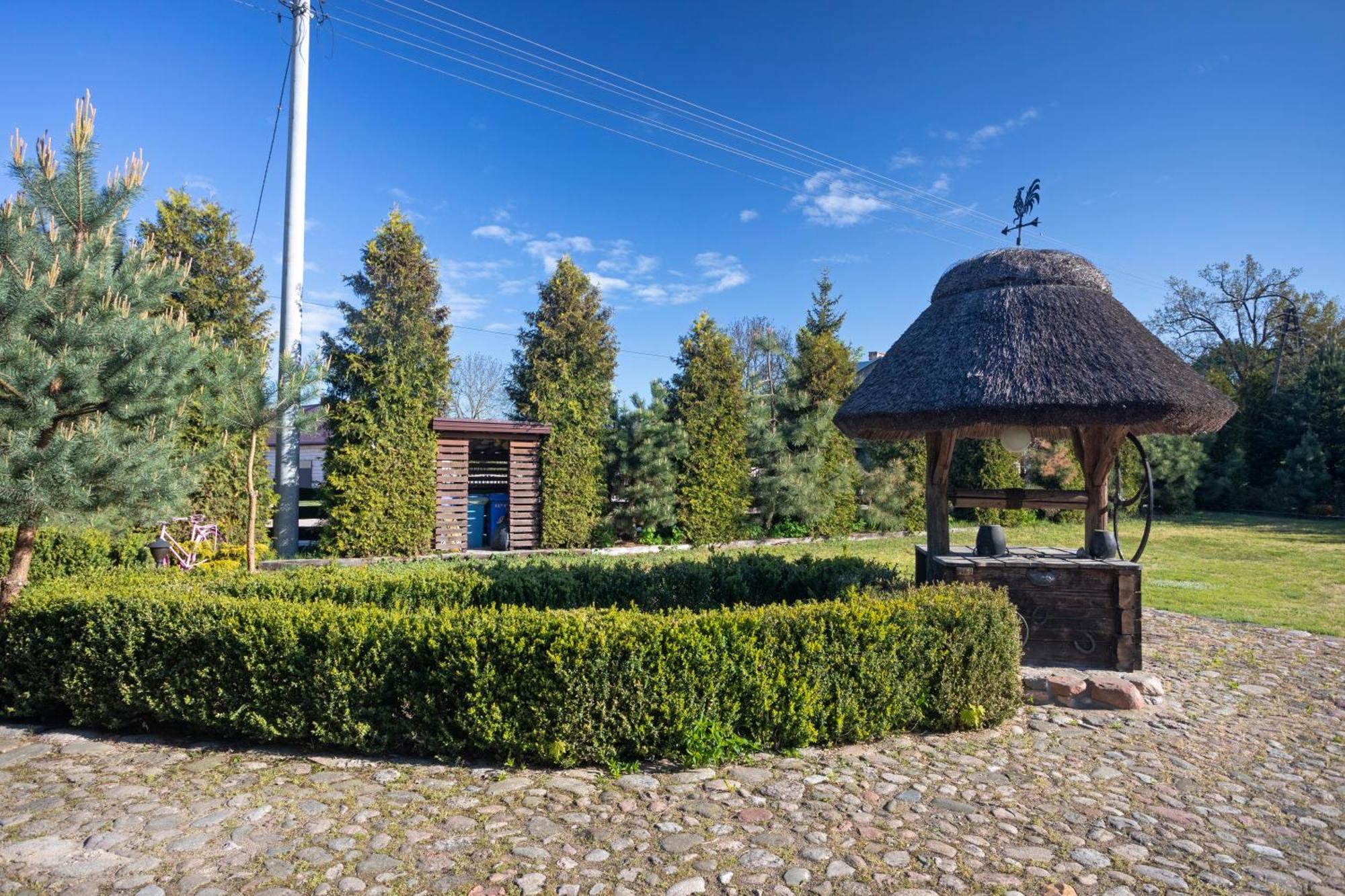 Dom Pod Lipa Villa Jaminy Eksteriør billede