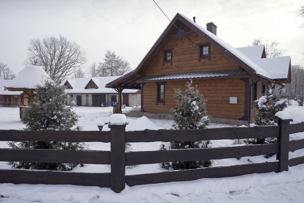 Dom Pod Lipa Villa Jaminy Eksteriør billede